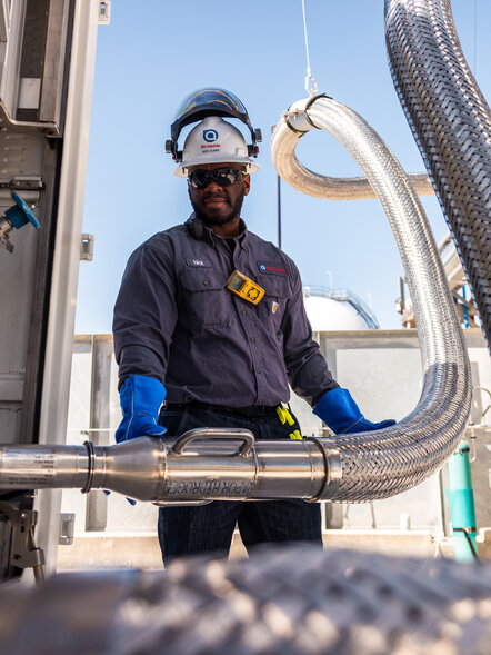 CROSS× Air Liquide社 A world leader in gases, technologies and services for industry